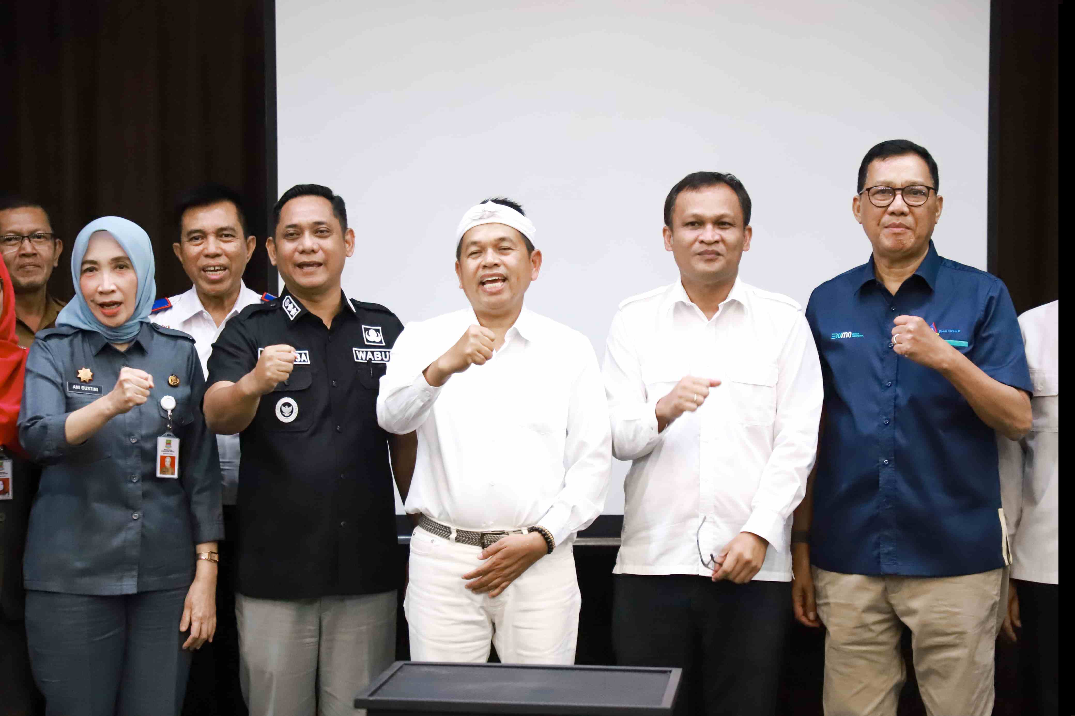 ae8b5464e706f07dd6453cb5446308d238bb855da9e05c55edea8bc56f42afb9.0